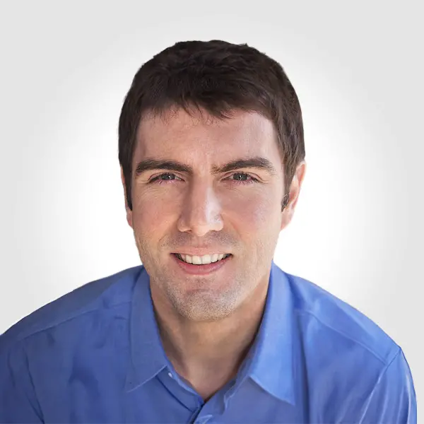 Zach Redler Headshot